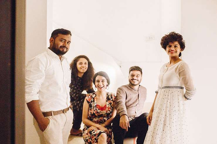Dharti Arts Residency 2018 artists, Ravi Kumar Chaurasiya, Khushbu Patel, Jagrut Raval, Pannaga Jois with Residency Critic Kamayani Sharma