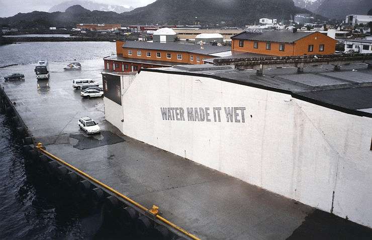 Lawrence Weiner, ‘Water made it wet’, 1998. Image credits: Artist's own.