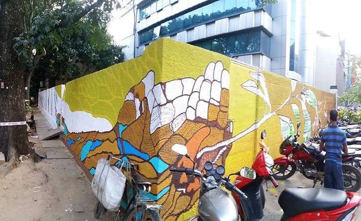 Graffiti at Indiranagar by Amitabh Kumar, Arzu Mistry and students from Srishti. Image credits: LBB Bangalore